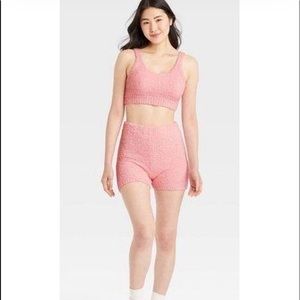 Colsie Fuzzy Pink Set reminds me of skims cozy set, New with tags. Large